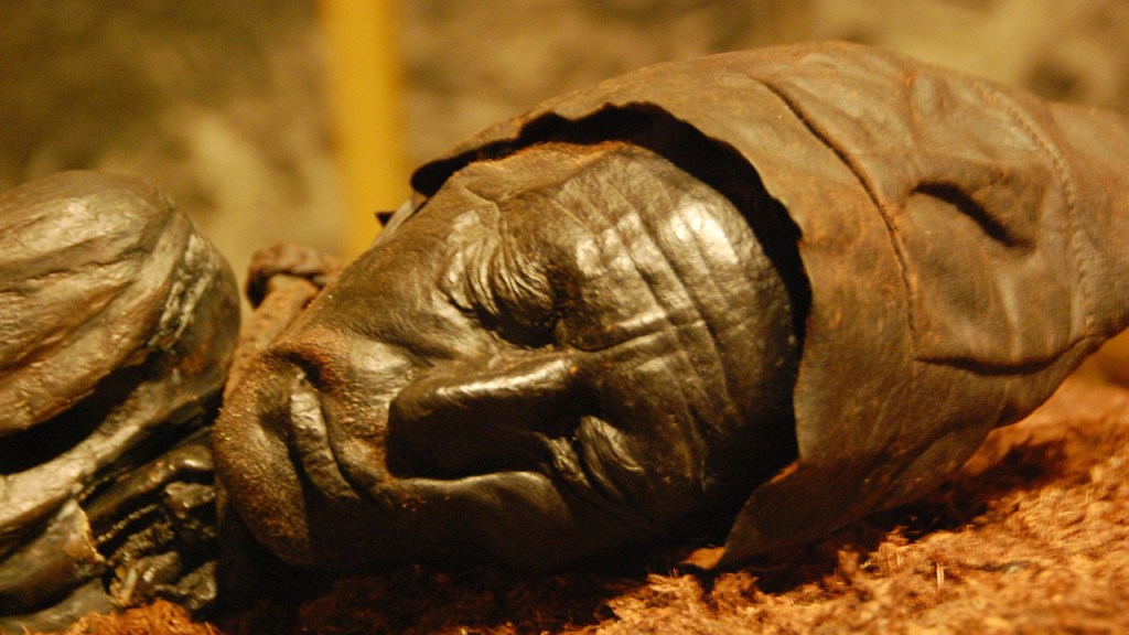 Vampirismo Archeologico e Strane&nbsp;Sepolture